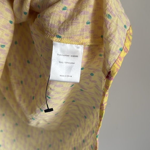 XIRENA Women's Jen Top - Picture 8 of 11